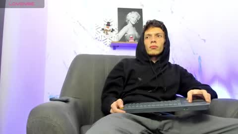 SMIT  online show from 01.13.25