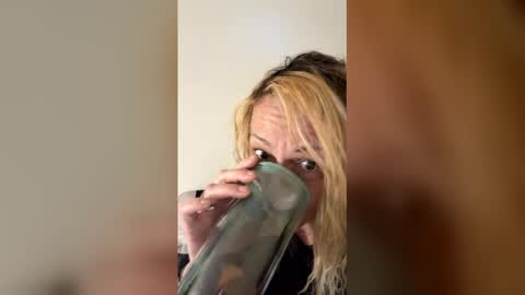 smittenkitten808 online show from 04.05.26