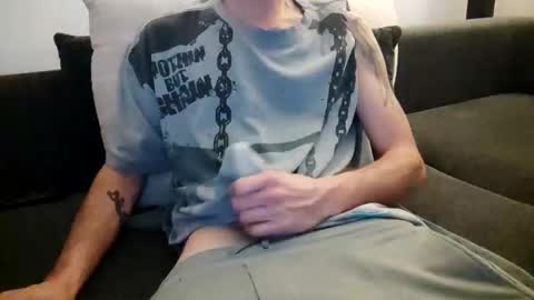 Smokeandwatching online show from 12.08.24