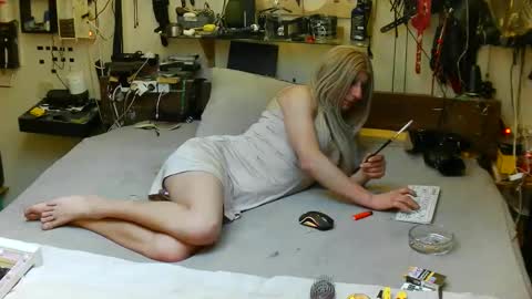 Snapshot of smokeslut365 chatting on 02.10.26 smokeslut365 online show from 02.10.26