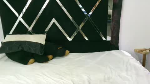 Snapshot of smooke_skinny chatting on 01.08.25 Daniel Aston online show from 01.08.25