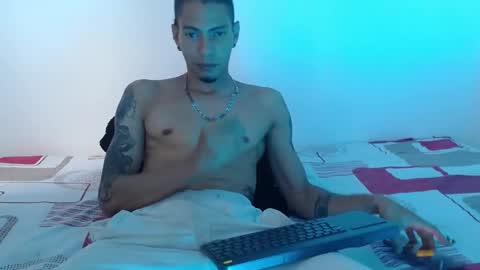 Snapshot of smooke_skinny chatting on 09.12.25 Daniel Aston online show from 09.12.25