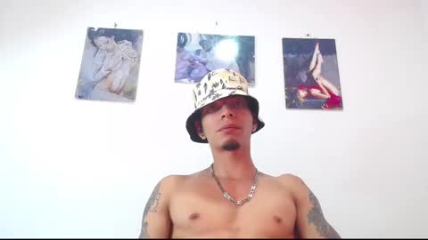 Snapshot of smooke_skinny chatting on 10.12.25 Daniel Aston online show from 10.12.25