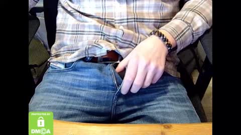 Sneakybill online show from 02.18.25