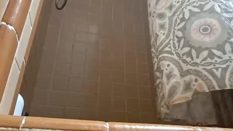 sneakypeteyo1 online show from 09.16.25