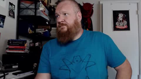 Snapshot of snidelywhipsass chatting on 09.18.25 Snidely Whipsass online show from 09.18.25