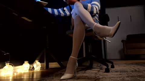 Snapshot of snookieq chatting on 08.02.26 MISS SISSY CHERI online show from 08.02.26