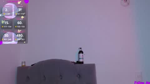 IG     OF red moonn online show from 01.28.25