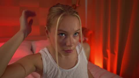 Candice Snow online show from 12.19.24