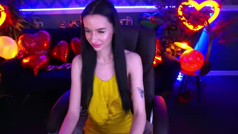 snow_whiteeex online show from 02.11.25