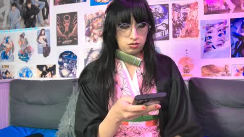 Snow and Bubble online show from 09.25.25