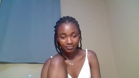 Snowie eyes online show from 11.05.25