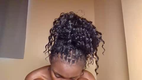 Snowie eyes online show from 02.26.26