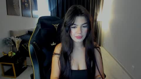 snowingwinter online show from 09.09.25