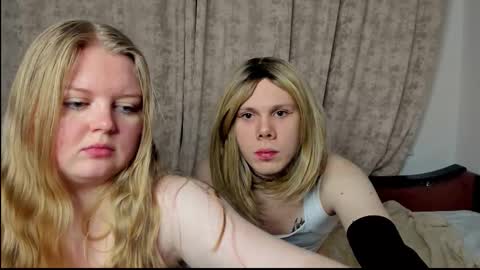 Snowwgirlls online show from 02.16.26