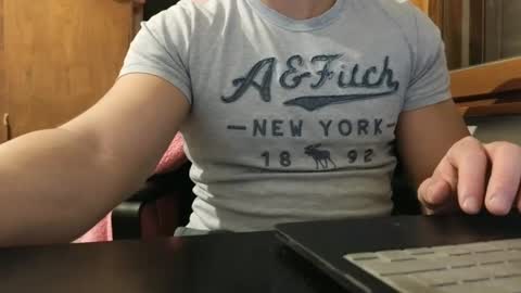 Snapshot of so_thick chatting on 02.05.25 luca - online show from 02.05.25