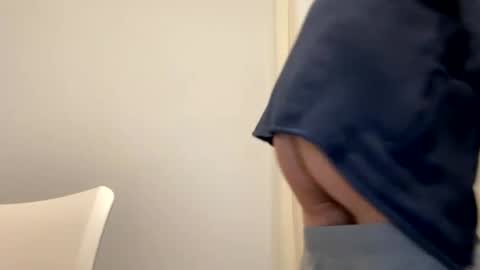 Snapshot of sobigfromitaly chatting on 02.13.25 sobigfromitaly online show from 02.13.25