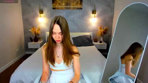 Snapshot of sofa_vleifo chatting on 03.27.26 Sofa online show from 03.27.26