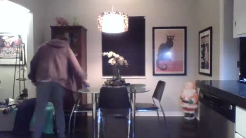 Snapshot of sofaking9 chatting on 01.04.25 MicroAngelo online show from 01.04.25