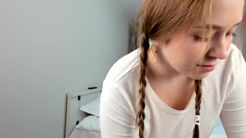 Sophy online show from 12.22.24