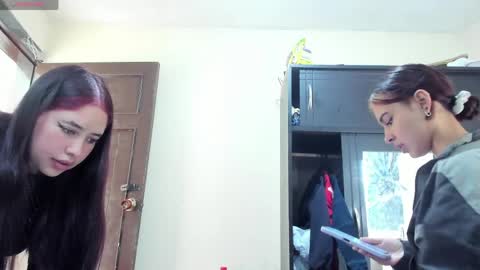 Snapshot of soffia_4 chatting on 05.27.26 soffia_4 online show from 05.27.26