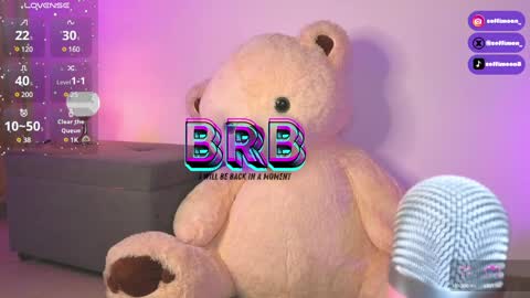 Snapshot of soffimoon_ chatting on 12.05.24 IG Soffimoon I THANK YOU FOR LEAVING YOUR FOLLOW online show from 12.05.24