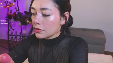 Snapshot of soffimoon_ chatting on 11.27.25 IG Soffimoon I THANK YOU FOR LEAVING YOUR FOLLOW online show from 11.27.25