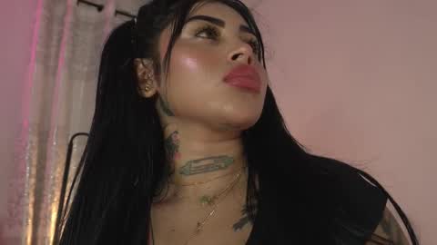 Snapshot of sofhia_cruz chatting on 04.19.26 sofhia cruz online show from 04.19.26