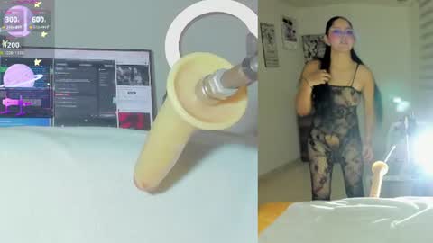 Snapshot of sofi__velez_ chatting on 06.12.26 Sofi online show from 06.12.26