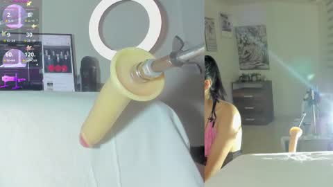 Snapshot of sofi__velez_ chatting on 06.19.26 Sofi online show from 06.19.26