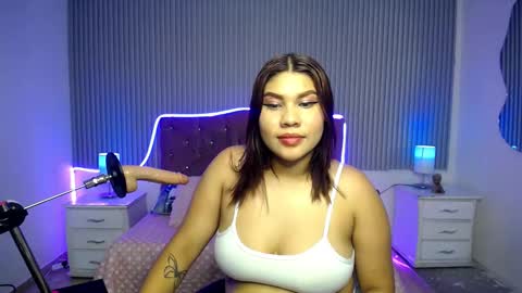 sofi_brunette_ online show from 02.24.26