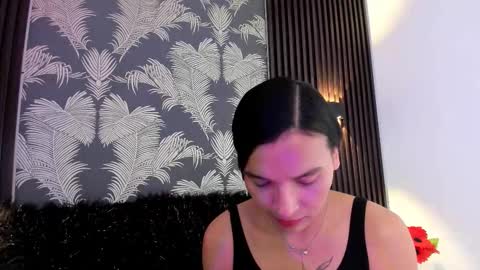 Snapshot of sofi_lassa_ chatting on 02.12.26 SOFIA online show from 02.12.26