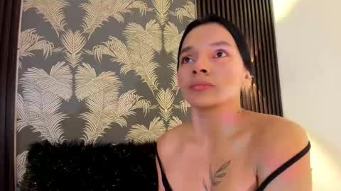 Snapshot of sofi_lassa_ chatting on 02.19.26 SOFIA online show from 02.19.26