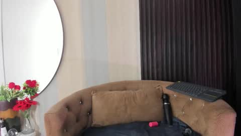 Snapshot of sofi_lassa_ chatting on 03.15.26 SOFIA online show from 03.15.26