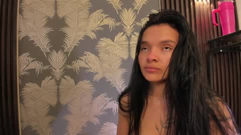 Snapshot of sofi_lassa_ chatting on 04.01.26 SOFIA online show from 04.01.26