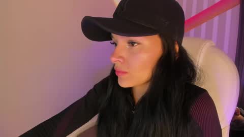 Snapshot of sofi_lassa_ chatting on 05.18.26 SOFIA online show from 05.18.26