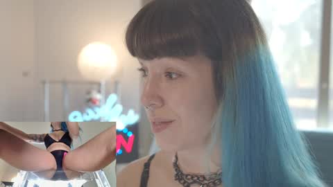 Snapshot of sofi_mora chatting on 01.27.25 Sofi Mora online show from 01.27.25