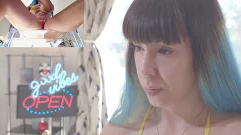 Snapshot of sofi_mora chatting on 02.22.25 Sofi Mora online show from 02.22.25