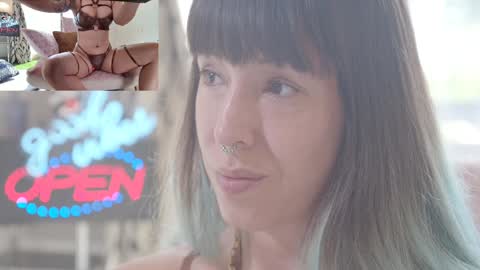 Snapshot of sofi_mora chatting on 09.27.25 Sofi Mora online show from 09.27.25