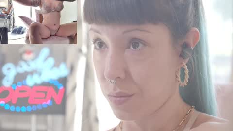 Snapshot of sofi_mora chatting on 10.06.25 Sofi Mora online show from 10.06.25