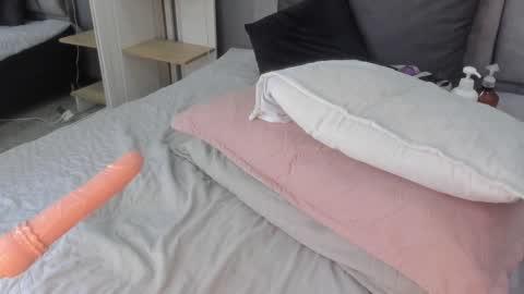 valen online show from 12.27.24