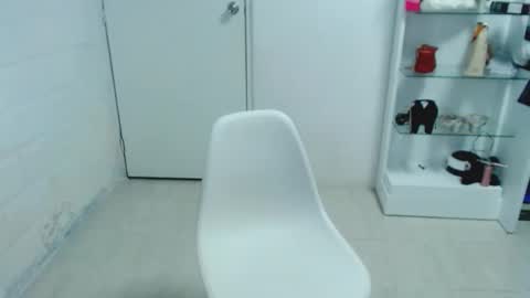 sofia vene  online show from 09.19.25