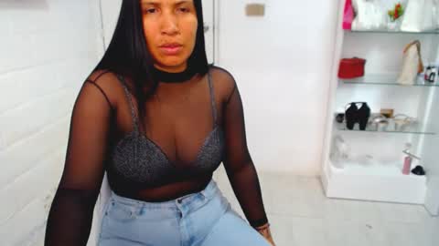 sofia vene  online show from 10.12.25