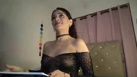 Snapshot of sofia8428 chatting on 11.17.25 sofia8428 online show from 11.17.25