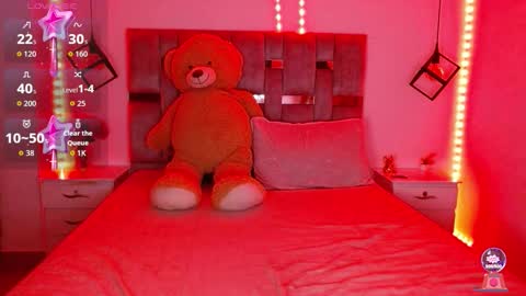 Snapshot of sofia_burman chatting on 12.16.25 Sofi online show from 12.16.25