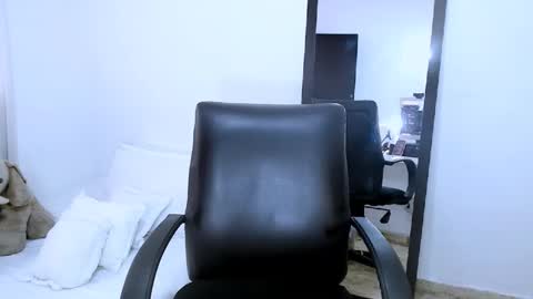 Snapshot of sofia_erotic chatting on 12.27.24 sofia Ill be back on Tuesday June 4. online show from 12.27.24