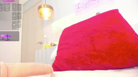 Sofia  online show from 01.31.25