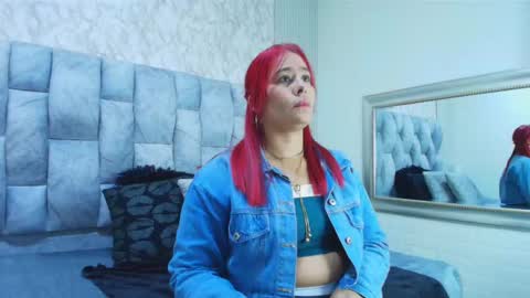 sofia gutierrez   online show from 09.22.25