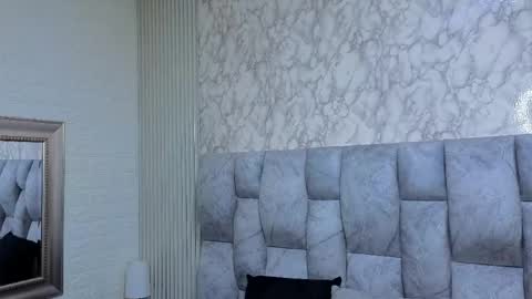 sofia gutierrez   online show from 04.15.26