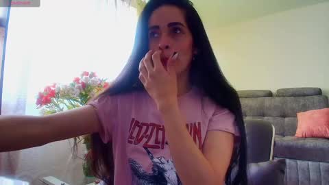 Sofia Kuleth  online show from 02.27.25